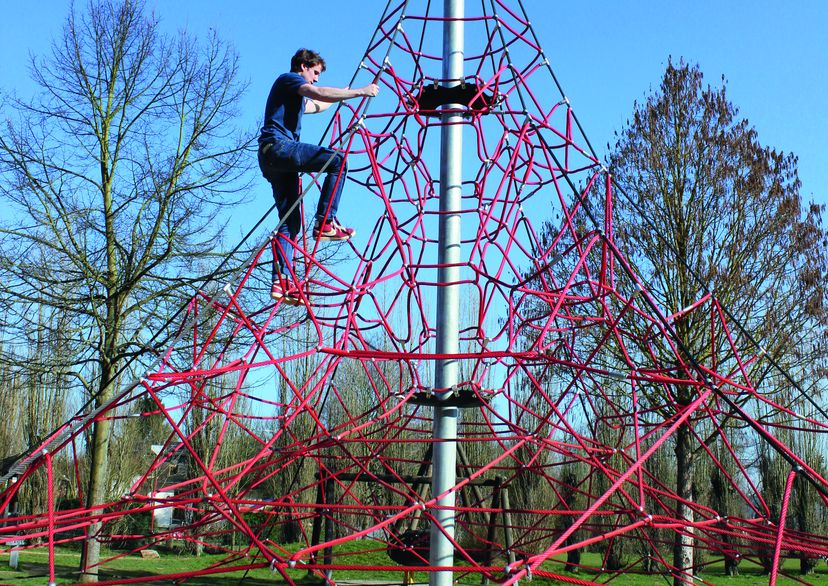 Pyramide SPIDER 8 avec 6 points d'ancrage