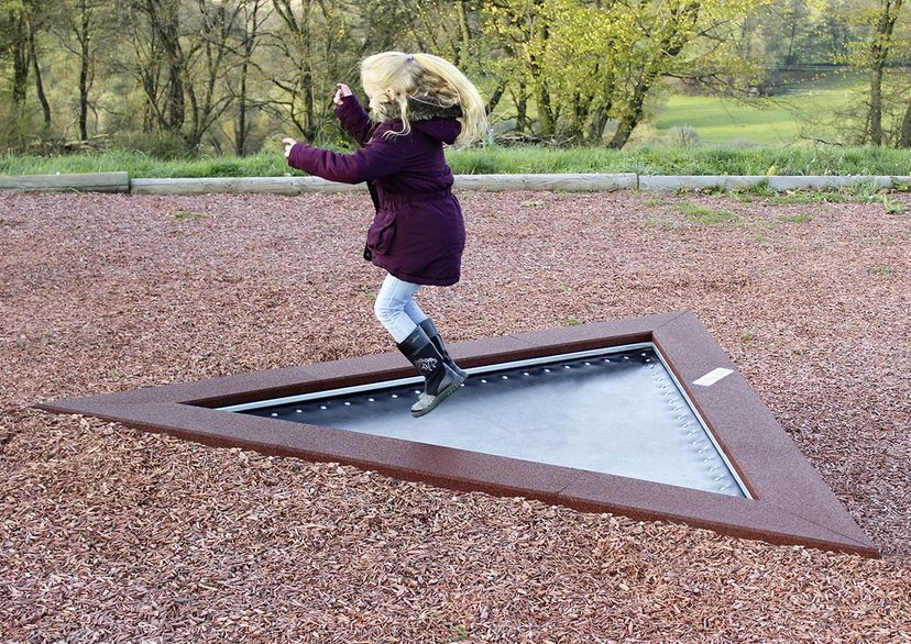 Le Trampoline triangulaire