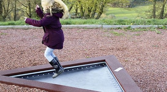 Le Trampoline triangulaire