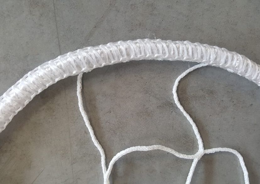 Tresse plombée 200 g/m, incorporée dans la lisière