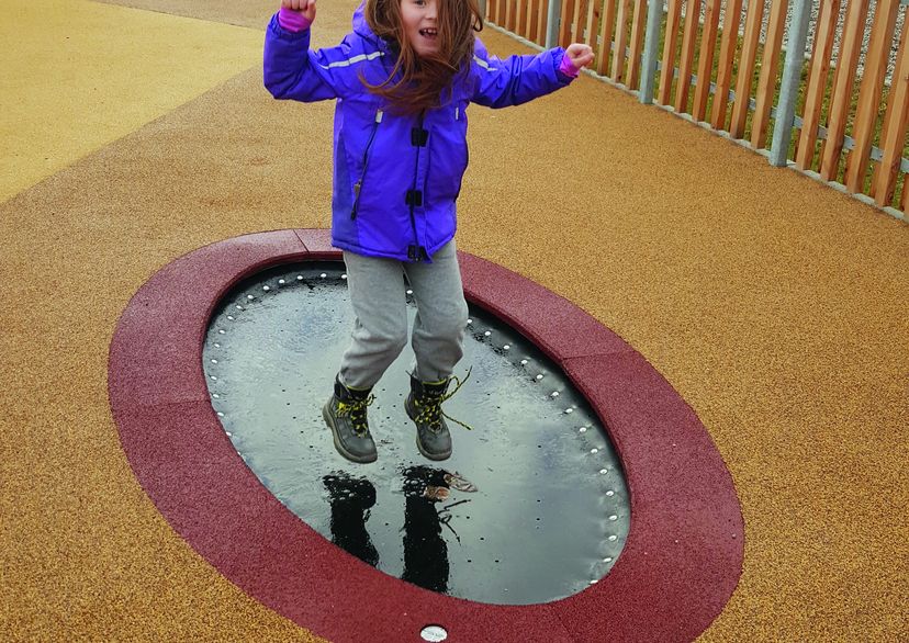 Le Trampoline ovale