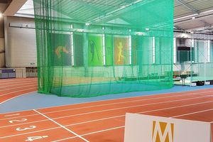 Metz - L'anneau - Filet de lancer coulissant sur rails indoor