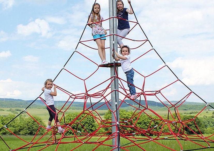 Pyramide, SPIDER 4, araignée, jeu, cordage
