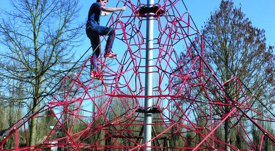Pyramide SPIDER 8 avec 6 points d'ancrage